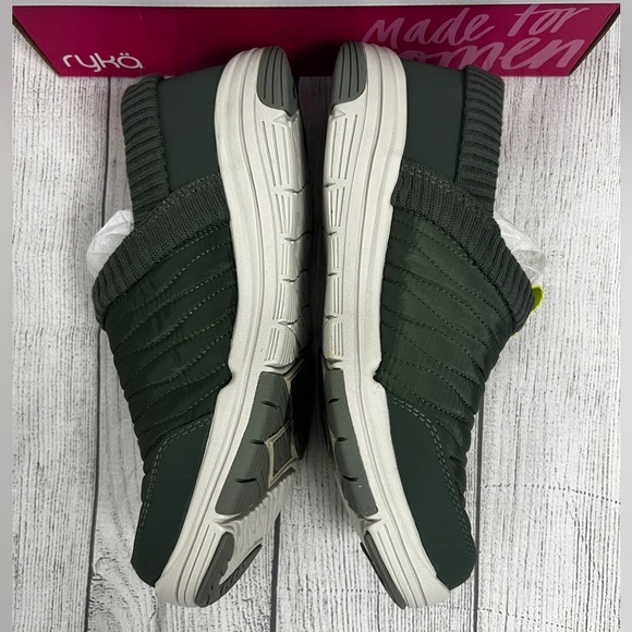 NEW Ryka Water Repellent Comfort Slip-On Shoes Aspen 2 In Dark Olive Size 9 - Picture 5 of 9